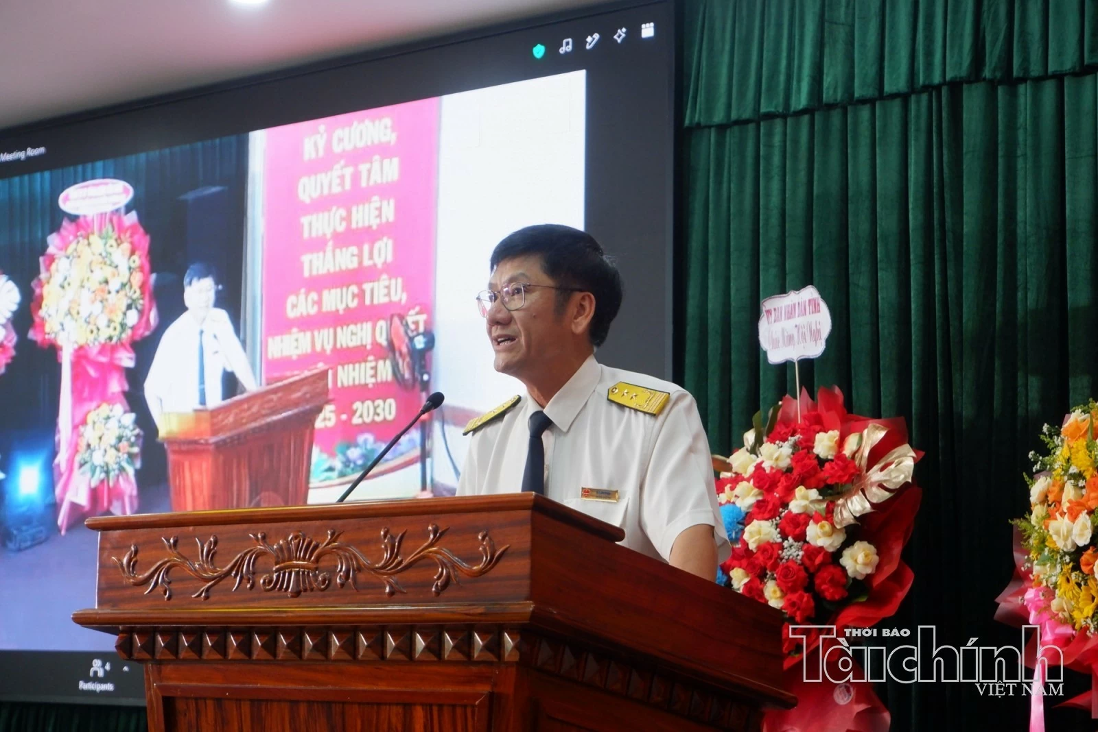 Ông Lê Minh Nhựt - Trưởng Thuế tỉnh Gia Lai phát biểu tại hội nghị.