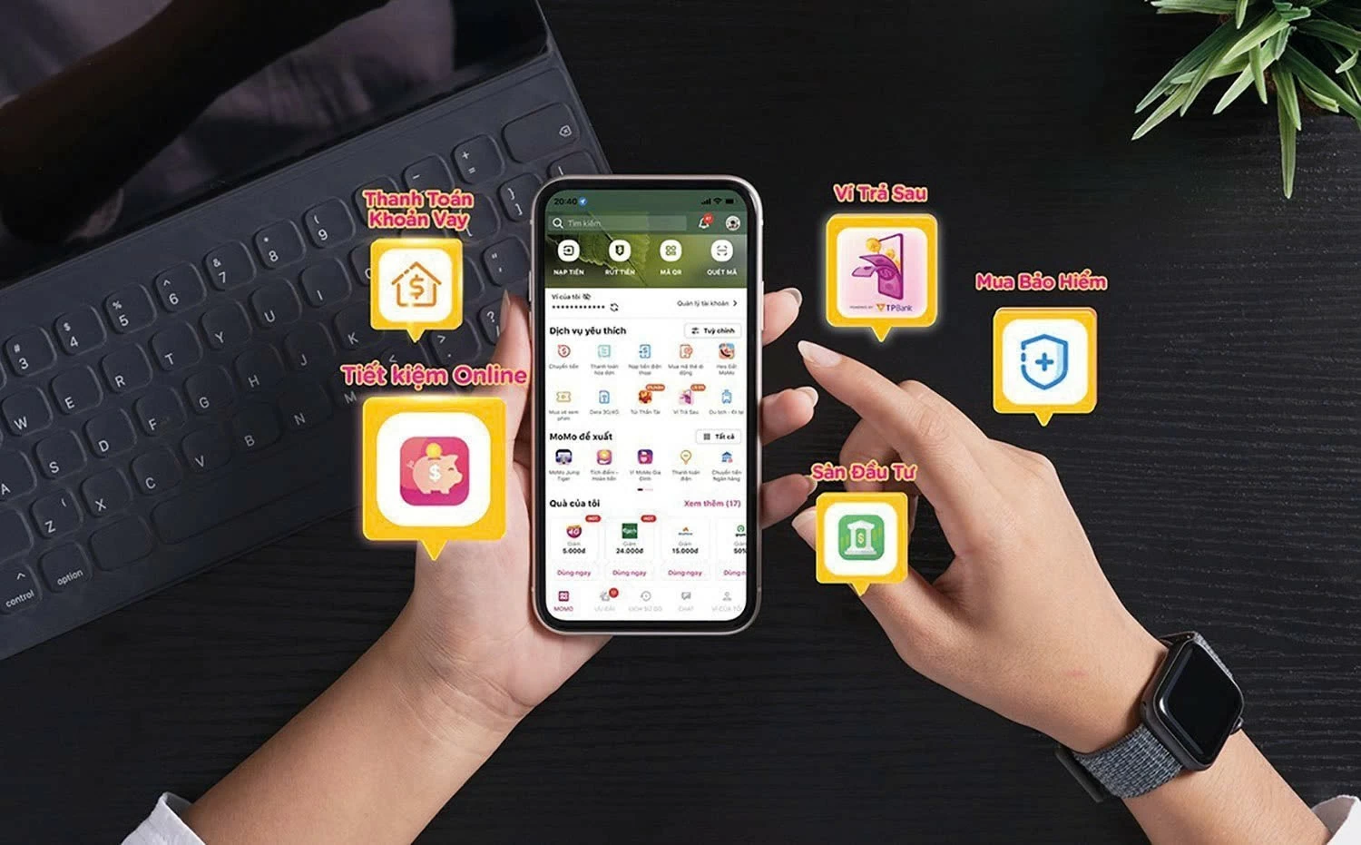 Bảo hiểm “nhúng” vào app ngân hàng, băn khoăn sau một cú chạm