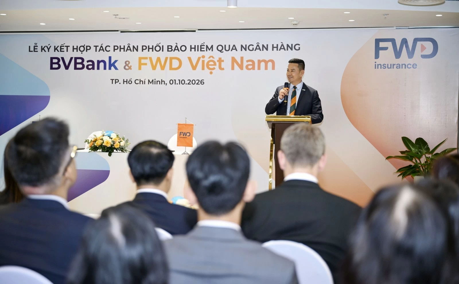 FWD Việt Nam và BVBank hợp tác mở rộng kênh phân phối bảo hiểm qua ngân hàng