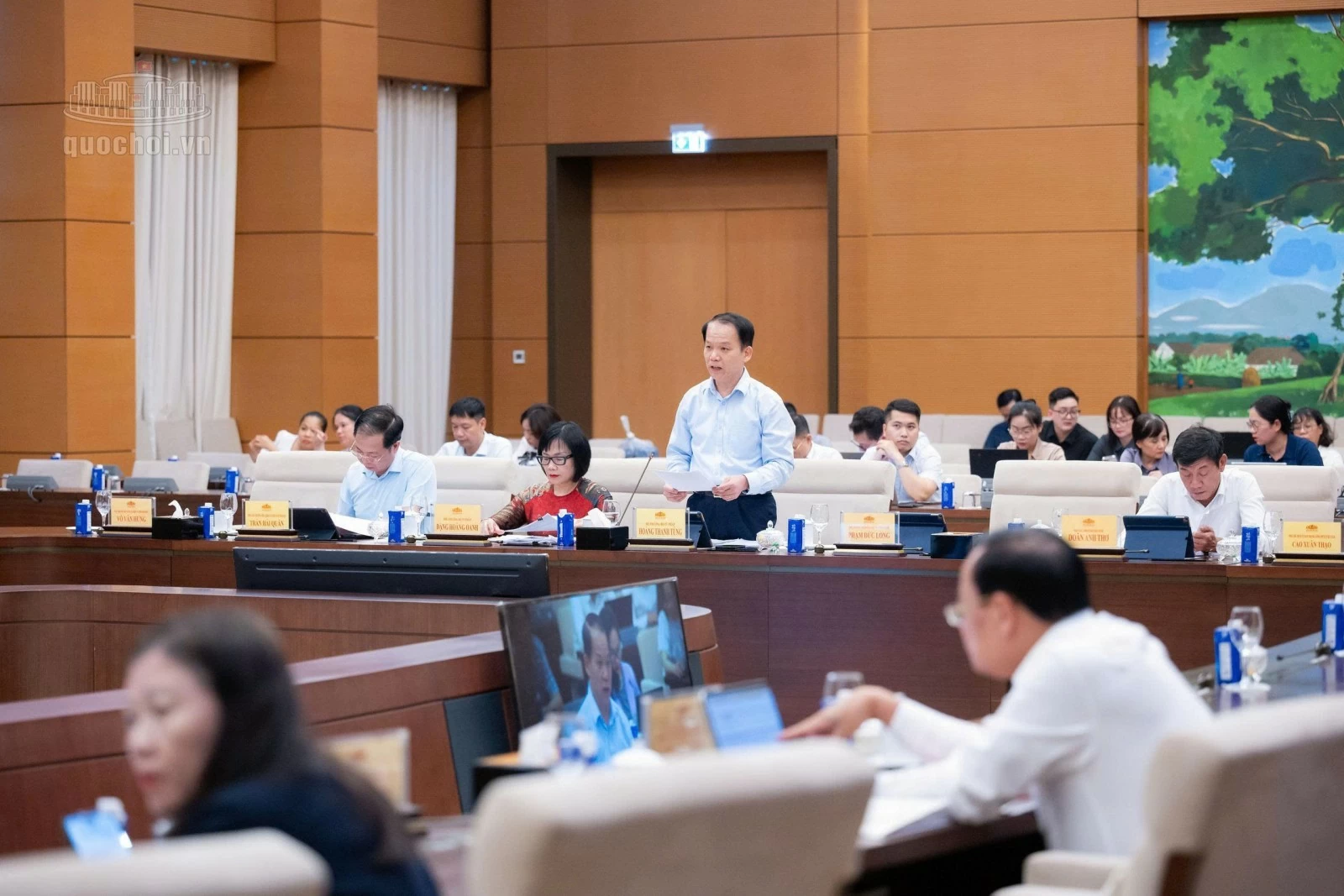 Đề xuất cho phép nghị định điều chỉnh luật trong trường hợp cấp bách Đề xuất cho phép nghị định điều chỉnh luật trong trường hợp cấp bách