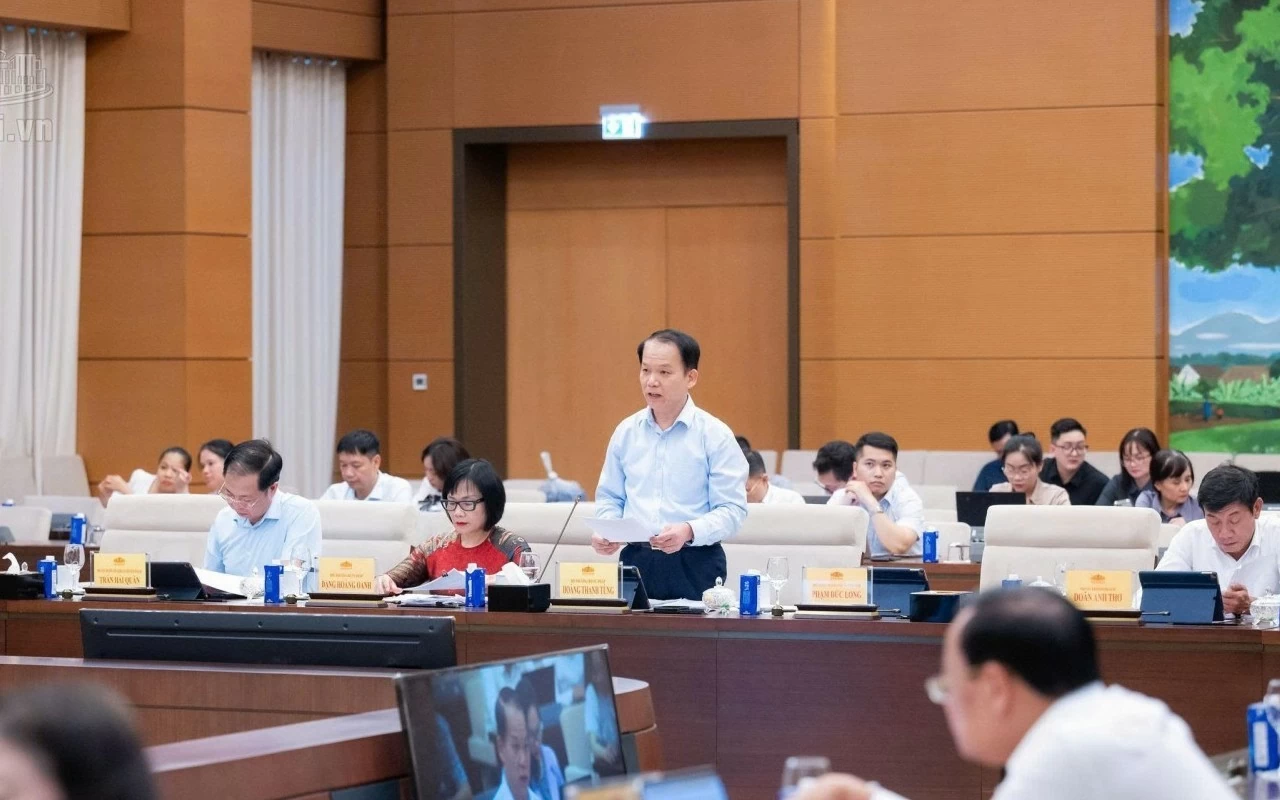 de xuat cho phep nghi dinh dieu chinh luat trong truong hop cap bach