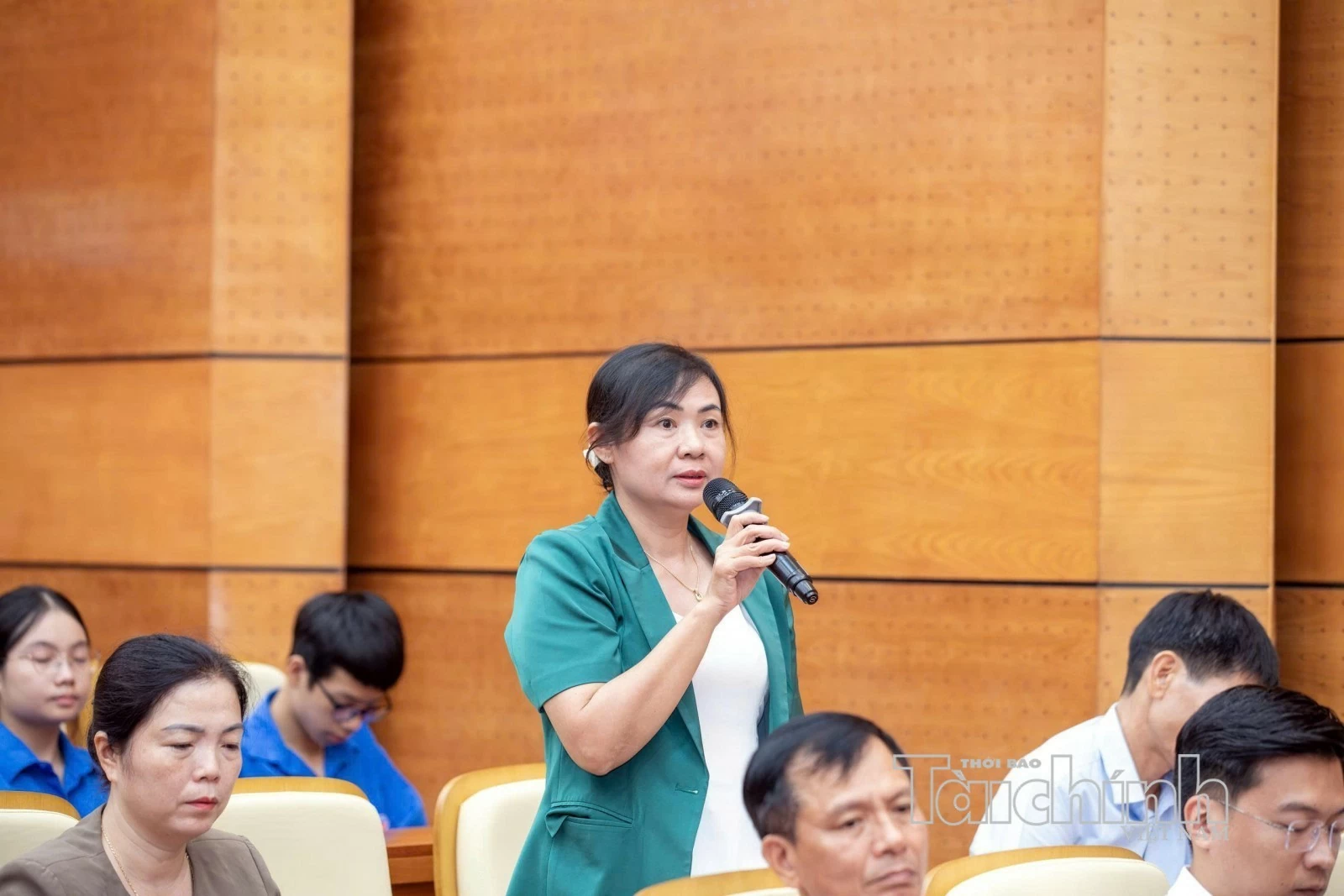 Bộ trưởng Ngô Văn Tuấn tiếp xúc cử tri trước Kỳ họp thứ 2, Quốc hội khóa XVI Bộ trưởng Ngô Văn Tuấn tiếp xúc cử tri trước Kỳ họp thứ 2, Quốc hội khóa XVI