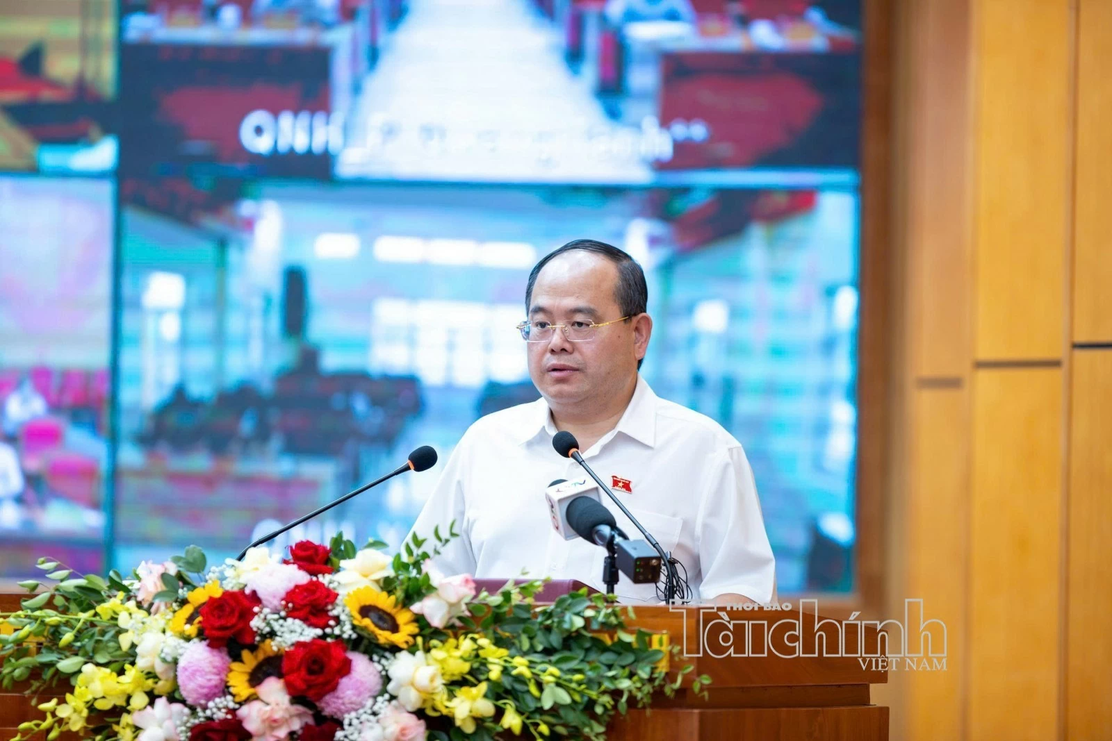 Bộ trưởng Ngô Văn Tuấn tiếp xúc cử tri trước Kỳ họp thứ 2, Quốc hội khóa XVI Bộ trưởng Ngô Văn Tuấn tiếp xúc cử tri trước Kỳ họp thứ 2, Quốc hội khóa XVI