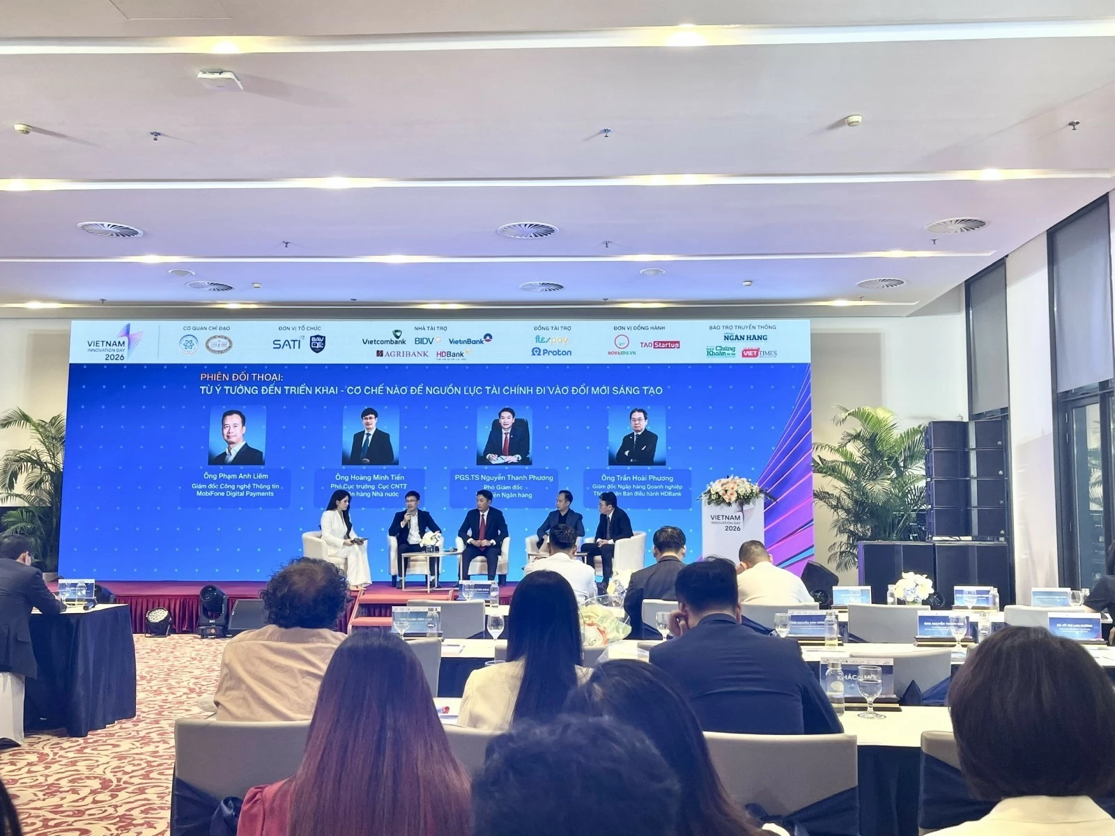Ngân hàng cam kết rót nghìn tỷ, tạo môi trường thử nghiệm mở cho startup