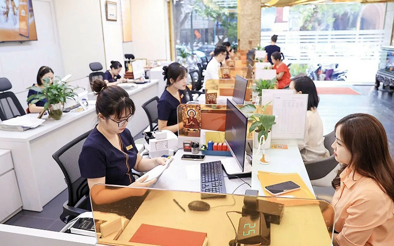 nhung thuoc do moi soi ro suc ben ngan hang