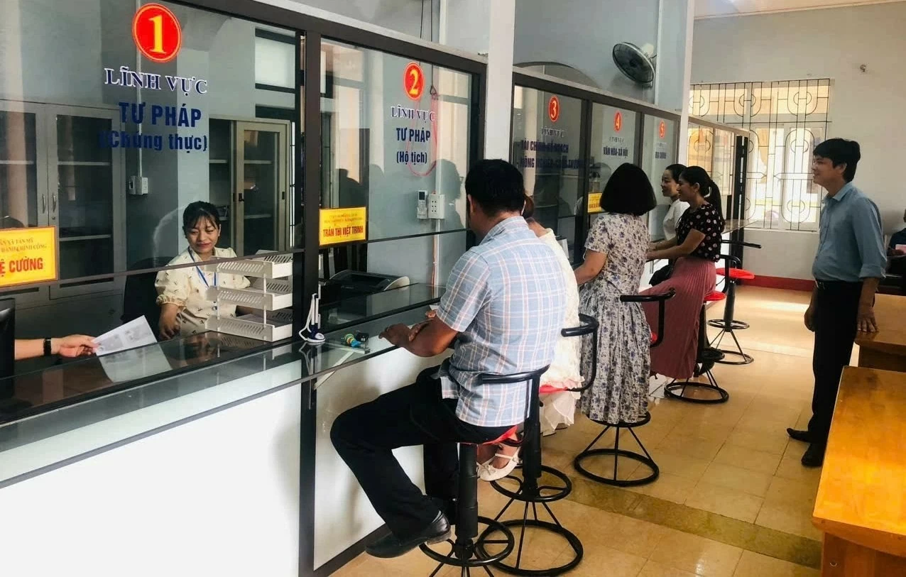 Quảng Trị triển khai “Luồng xanh” rút ngắn thời gian giải quyết thủ tục hành chính Quảng Trị triển khai “Luồng xanh” rút ngắn thời gian giải quyết thủ tục hành chính