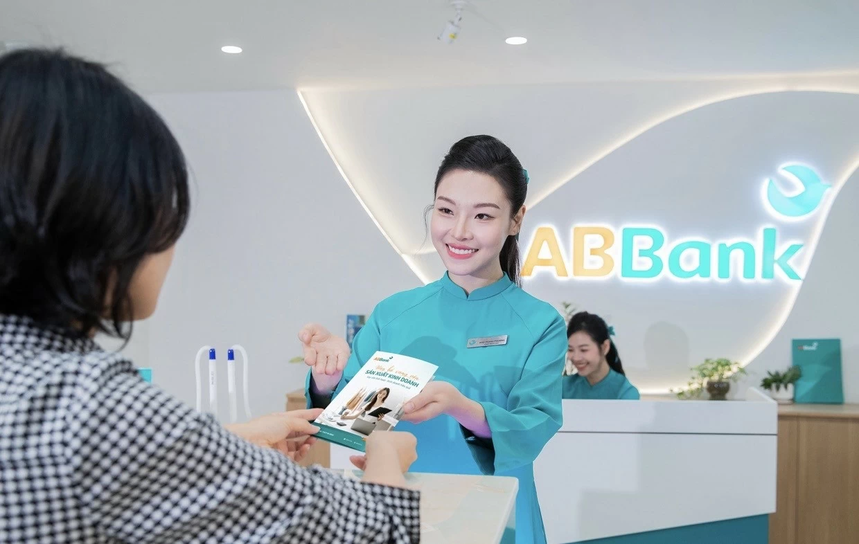 Moody’s nâng xếp hạng ABBank lên B1, duy trì triển vọng tích cực Moody’s nâng xếp hạng ABBank lên B1, duy trì triển vọng tích cực