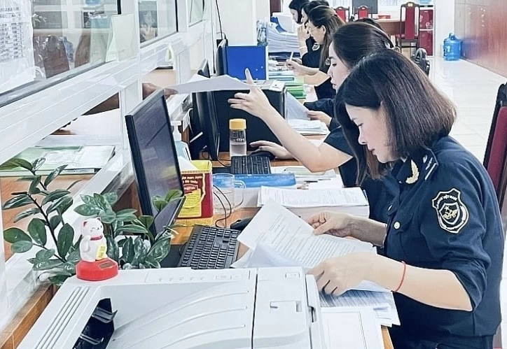 Hải quan tháo gỡ vướng mắc tờ khai phi thuế quan chưa xác nhận qua giám sát Hải quan tháo gỡ vướng mắc tờ khai phi thuế quan chưa xác nhận qua giám sát