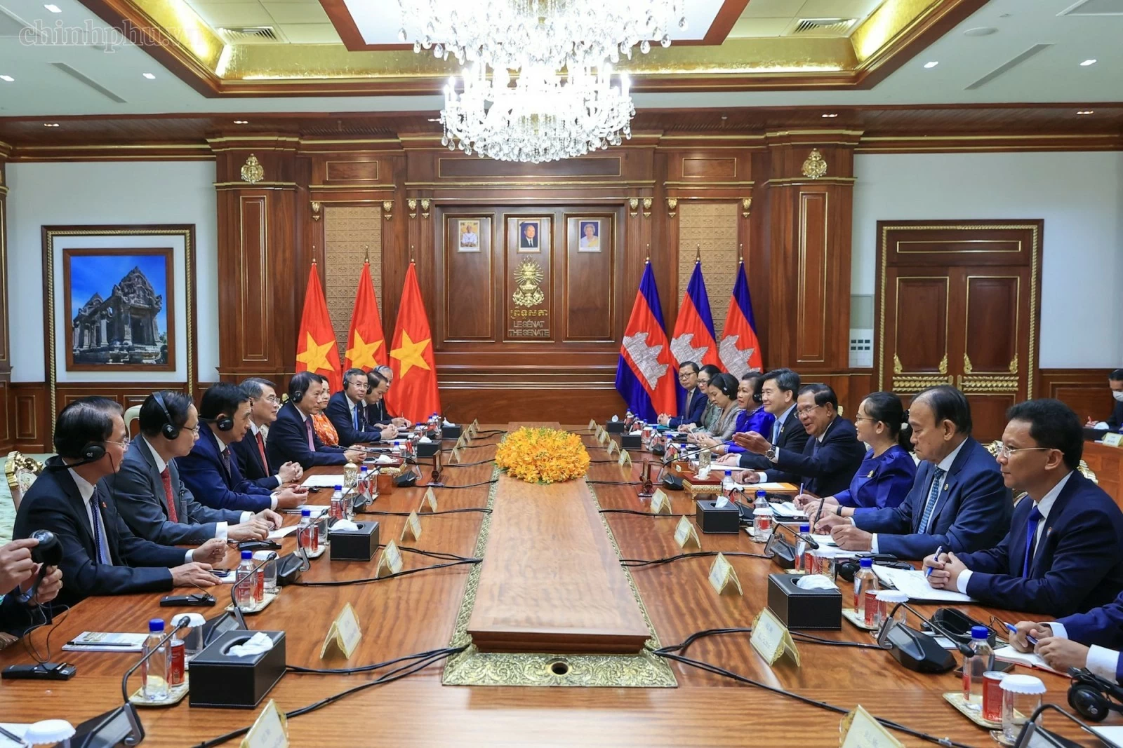 Thủ tướng Lê Minh Hưng hội kiến Chủ tịch Đảng Nhân dân, Chủ tịch Thượng viện Campuchia Hun Sen