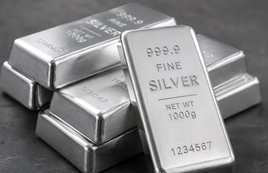 Ngày 12/10: Giá bạc trong nước và thế giới đồng loạt phục hồi