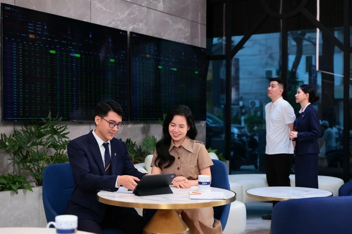 SHS vươn lên Top 10 thị phần môi giới trên cả 2 sàn HNX, UPCoM quý III/2026