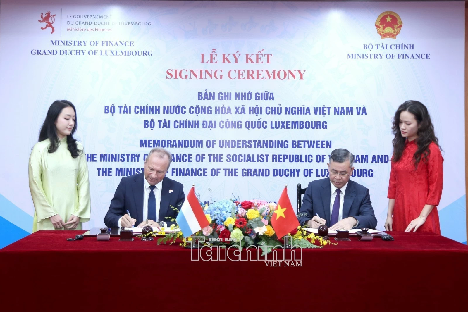 Việt Nam và Luxembourg ký biên bản ghi nhớ hợp tác tài chính