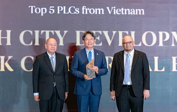 Chủ tịch HDbank nhận Cúp Thánh Gióng 2026, ghi dấu trong top 10 doanh nhân Việt Nam tiêu biểu