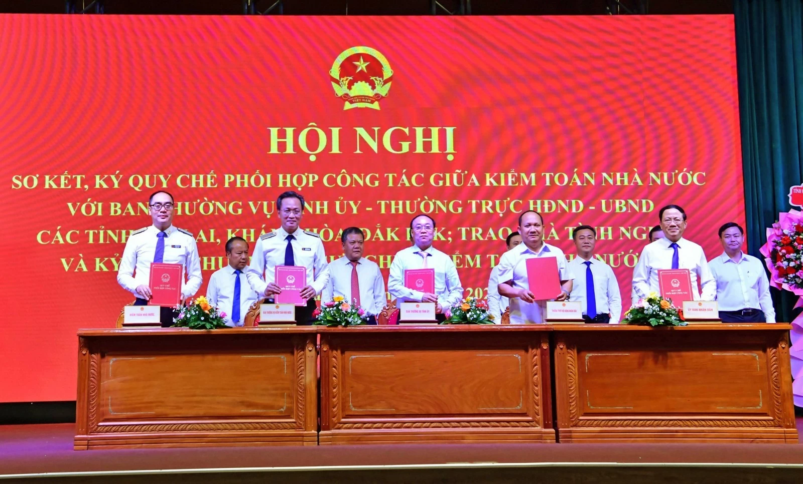 Kiểm toán nhà nước ký quy chế phối hợp với Gia Lai, Khánh Hoà, Đắk Lắk Kiểm toán nhà nước ký quy chế phối hợp với Gia Lai, Khánh Hoà, Đắk Lắk