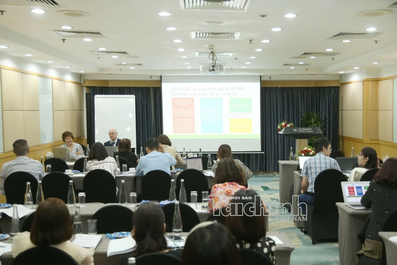 Bộ Tài chính hoàn thành khóa đào tạo chuẩn mực kế toán công quốc tế đợt 5 Bộ Tài chính hoàn thành khóa đào tạo chuẩn mực kế toán công quốc tế đợt 5