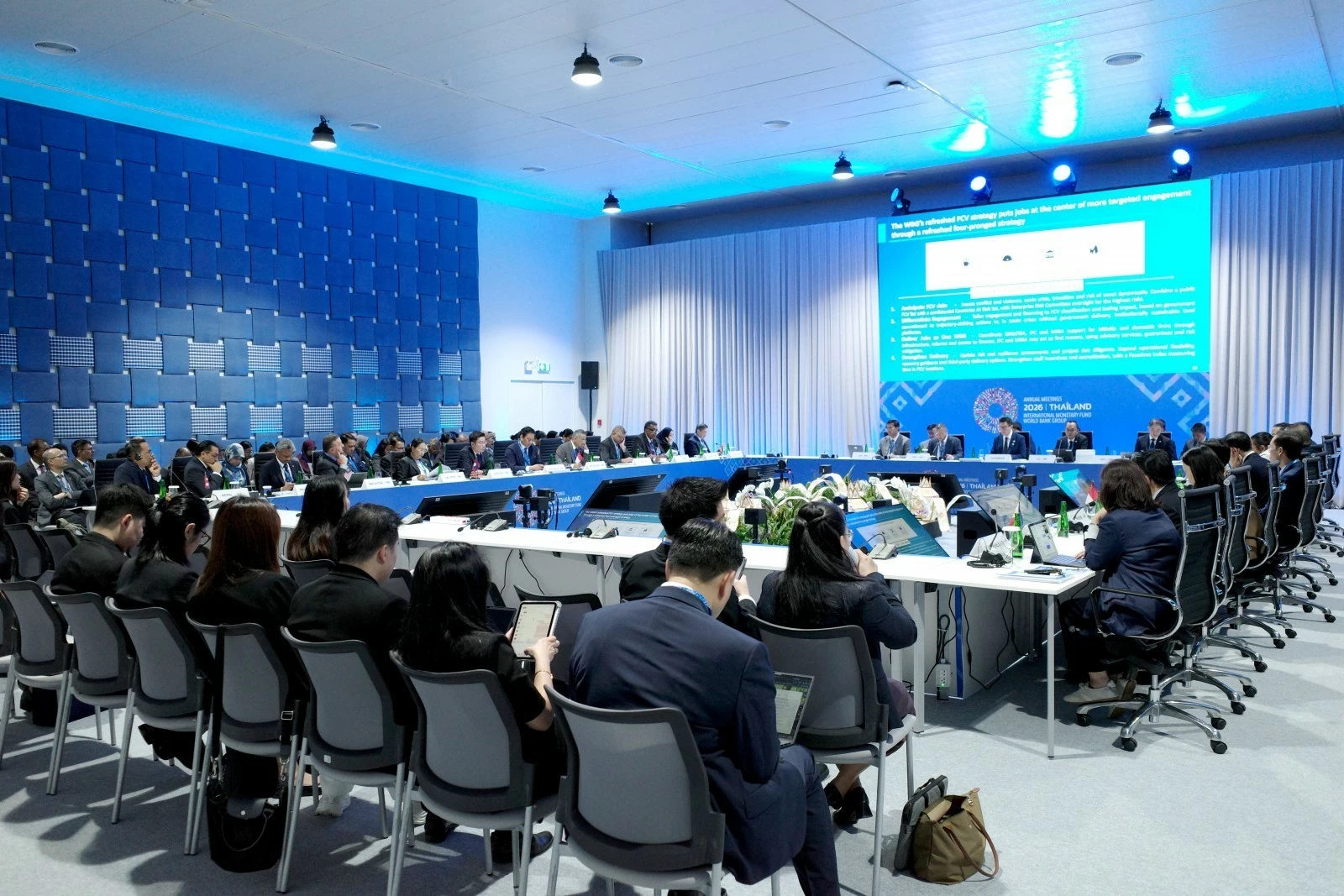 Đoàn công tác Bộ Tài chính Việt Nam tham dự Hội nghị Thường niên IMF/WB năm 2026 Đoàn công tác Bộ Tài chính Việt Nam tham dự Hội nghị Thường niên IMF/WB năm 2026