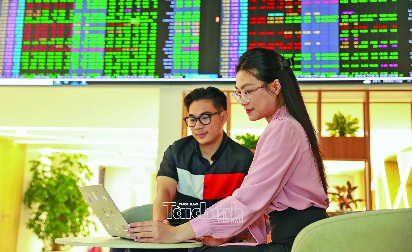 Cơ hội cho dòng tiền cuối năm