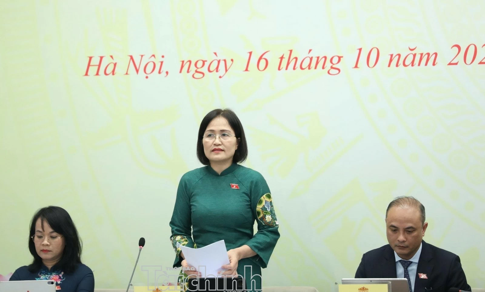 Kỳ họp thứ 2 sẽ xem xét, thông qua 43 dự án luật, nghị quyết Kỳ họp thứ 2 sẽ xem xét, thông qua 43 dự án luật, nghị quyết