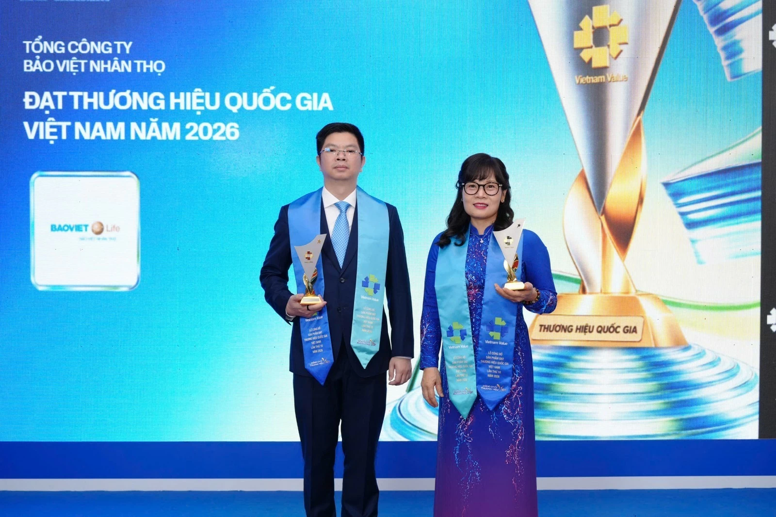 Bảo Việt: Vì người Việt, Vì tương lai Việt - tự hào Thương hiệu quốc gia Bảo Việt: Vì người Việt, Vì tương lai Việt - tự hào Thương hiệu quốc gia