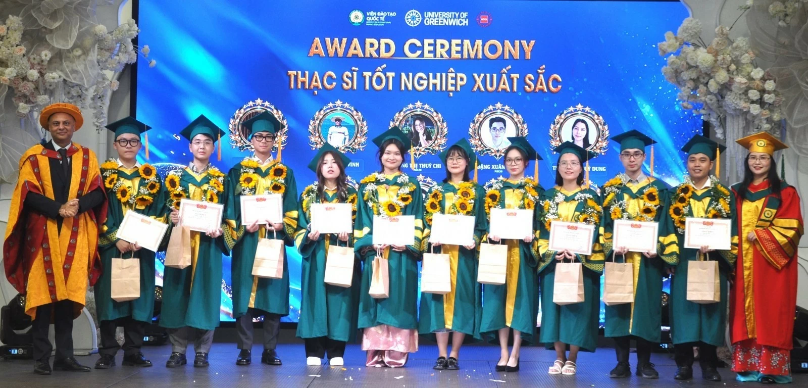 Học viện Tài chính: Viện Đào tạo quốc tế trao bằng tốt nghiệp cho 97 Tân Thạc sĩ, Cử nhân DDP Học viện Tài chính: Viện Đào tạo quốc tế trao bằng thạc sĩ và cử nhân cho các học viên