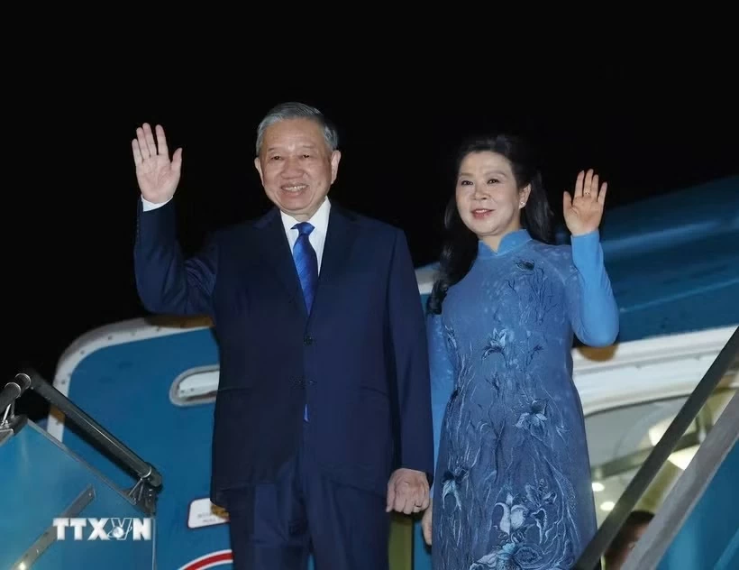 Tổng Bí thư, Chủ tịch nước Tô Lâm cùng Phu nhân lên đường thăm Đan Mạch, Liên minh châu Âu và Bỉ Tổng Bí thư, Chủ tịch nước Tô Lâm cùng Phu nhân lên đường thăm Đan Mạch, Liên minh châu Âu và Bỉ