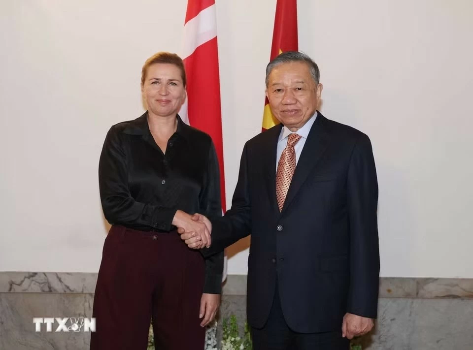 Tổng Bí thư, Chủ tịch nước Tô Lâm hội đàm với Thủ tướng Đan Mạch Mette Frederiksen Tổng Bí thư, Chủ tịch nước Tô Lâm hội đàm với Thủ tướng Đan Mạch Mette Frederiksen