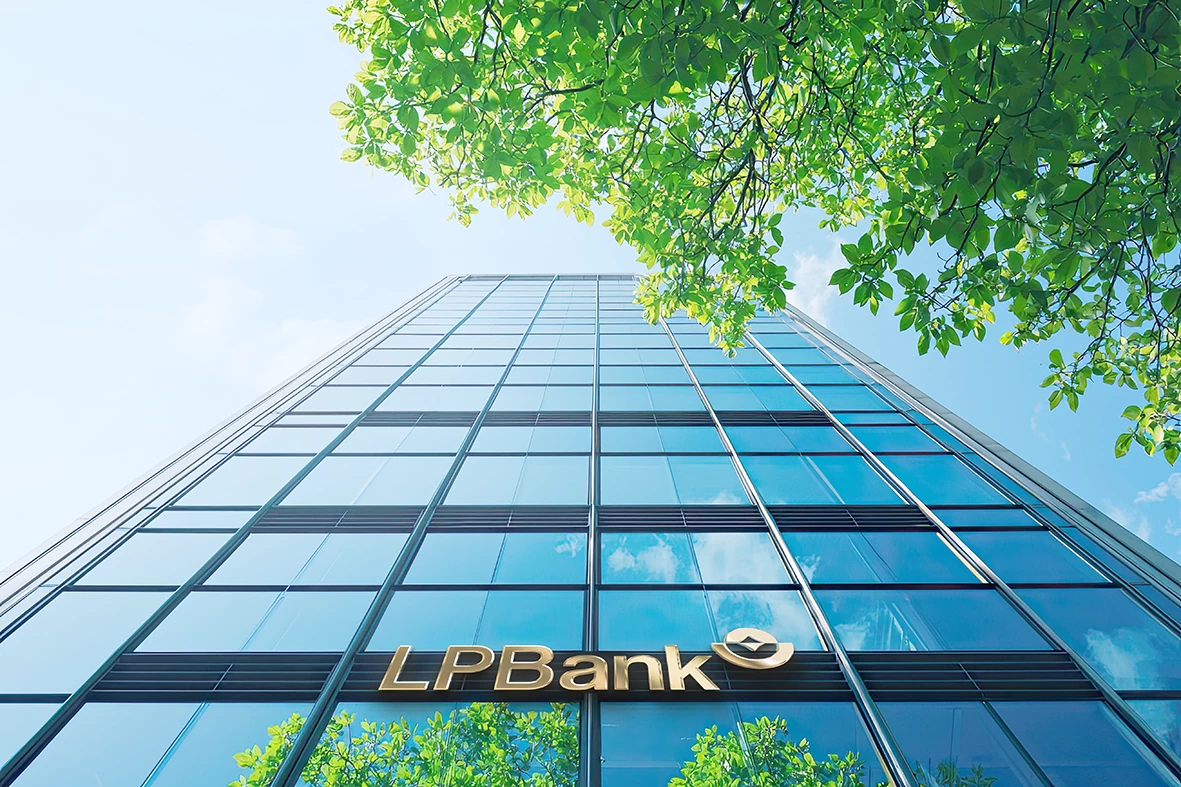 LPBank lãi 10.421 tỷ đồng lợi nhuận trước thuế sau 9 tháng đầu năm 2026 LPBank lãi 10.421 tỷ đồng lợi nhuận trước thuế sau 9 tháng đầu năm 2026