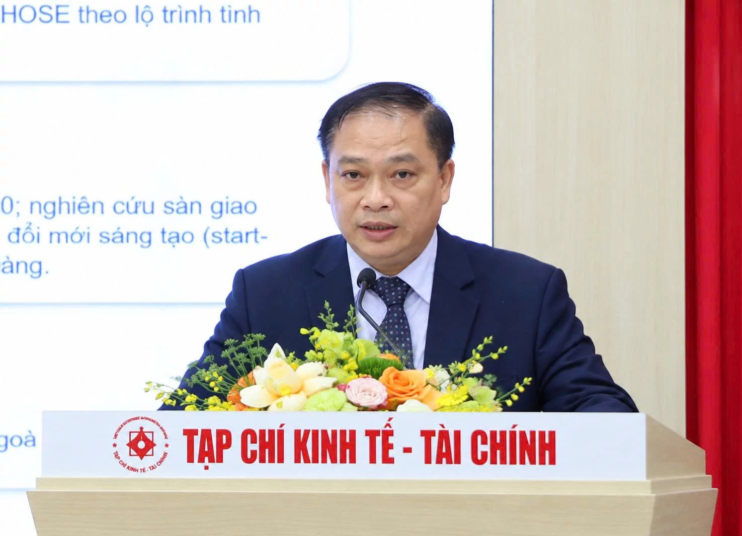 Đa dạng hóa sản phẩm, khơi thông nguồn vốn dài hạn cho nền kinh tế