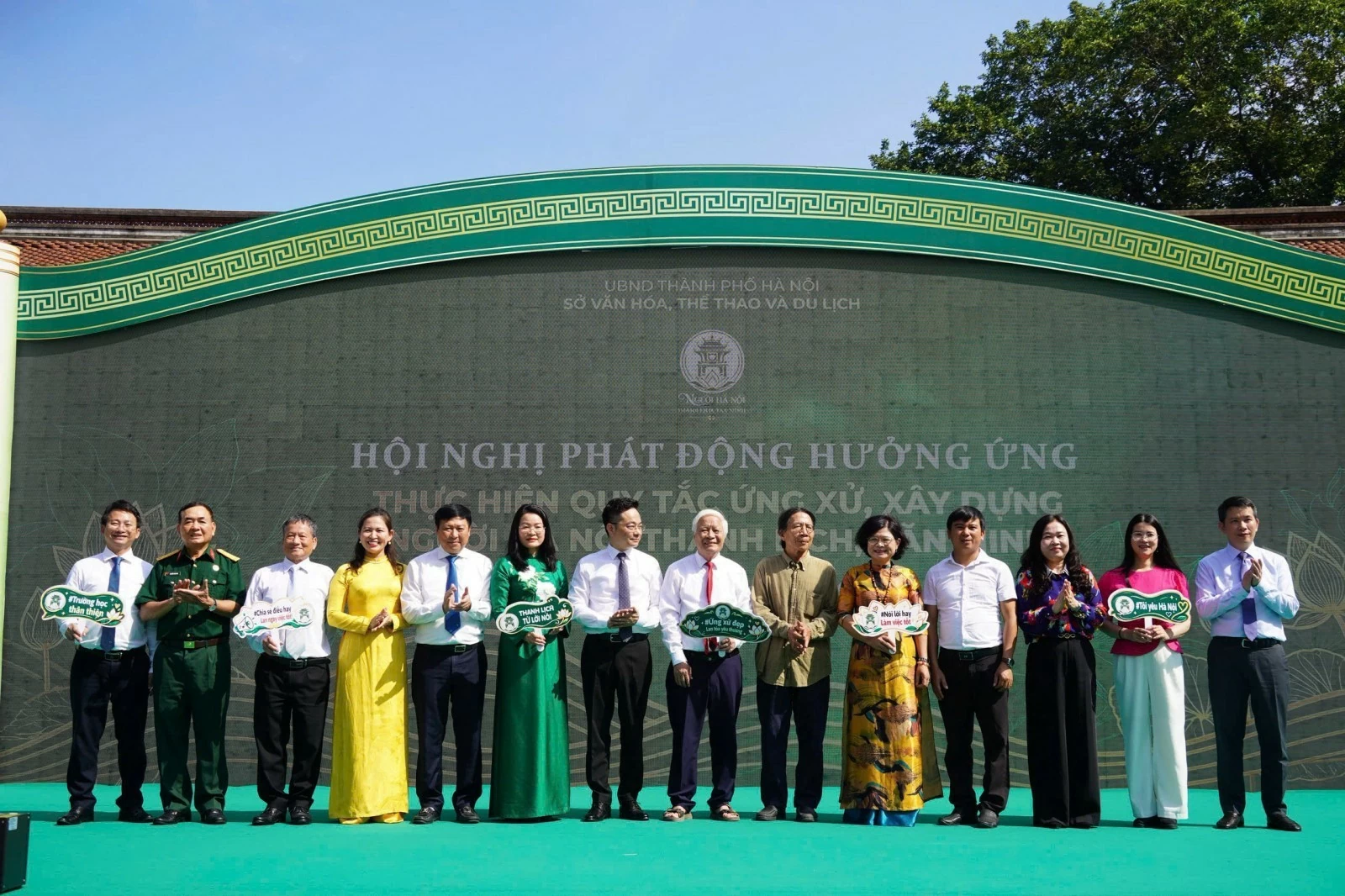 Hà Nội phát động xây dựng người Thủ đô thanh lịch, văn minh năm 2026