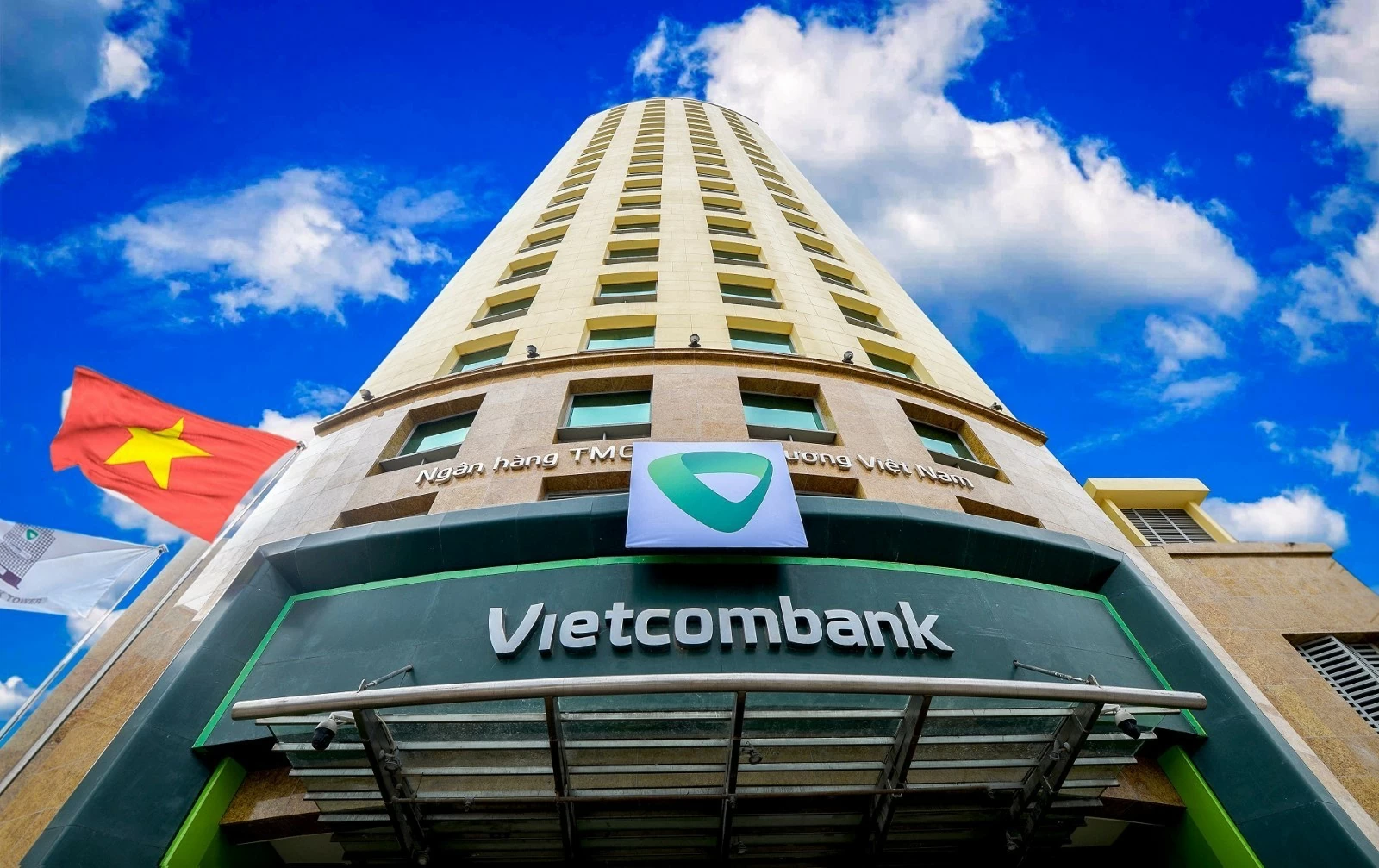 Vietcombank đẩy mạnh triển khai chương trình tín dụng thúc đẩy sản xuất ...