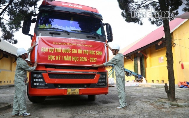 Xuất cấp trên 134 nghìn tấn gạo và hàng nghìn vật tư dự trữ quốc gia để hỗ trợ các địa phương