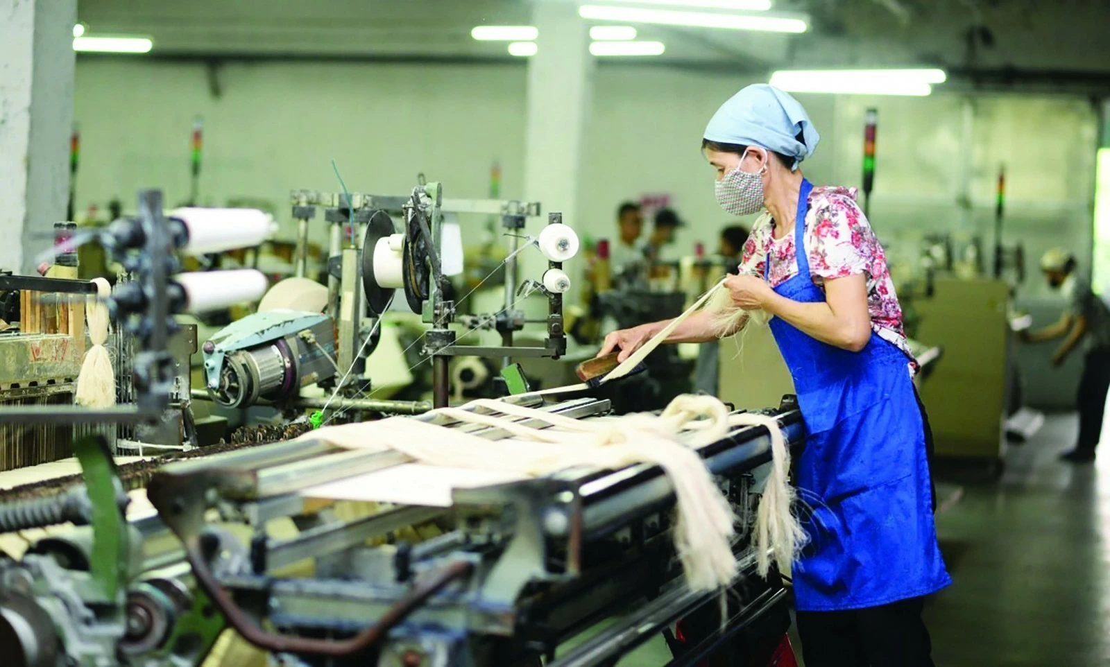 Dệt may giữ đà xuất khẩu, đối mặt sức ép chi phí Dệt may giữ đà xuất khẩu, đối mặt sức ép chi phí