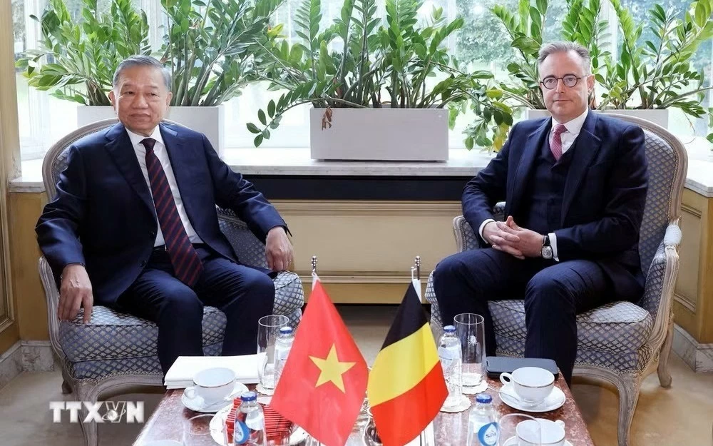 tong bi thu chu tich nuoc to lam hoi dam voi thu tuong vuong quoc bi bart de wever
