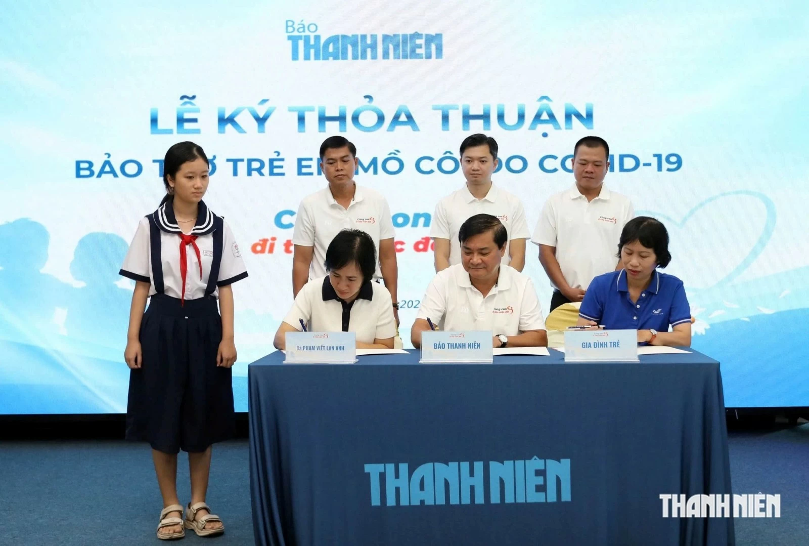 Chương trình “Cùng con đi tiếp cuộc đời” tiếp tục mở rộng bảo trợ trẻ mồ côi