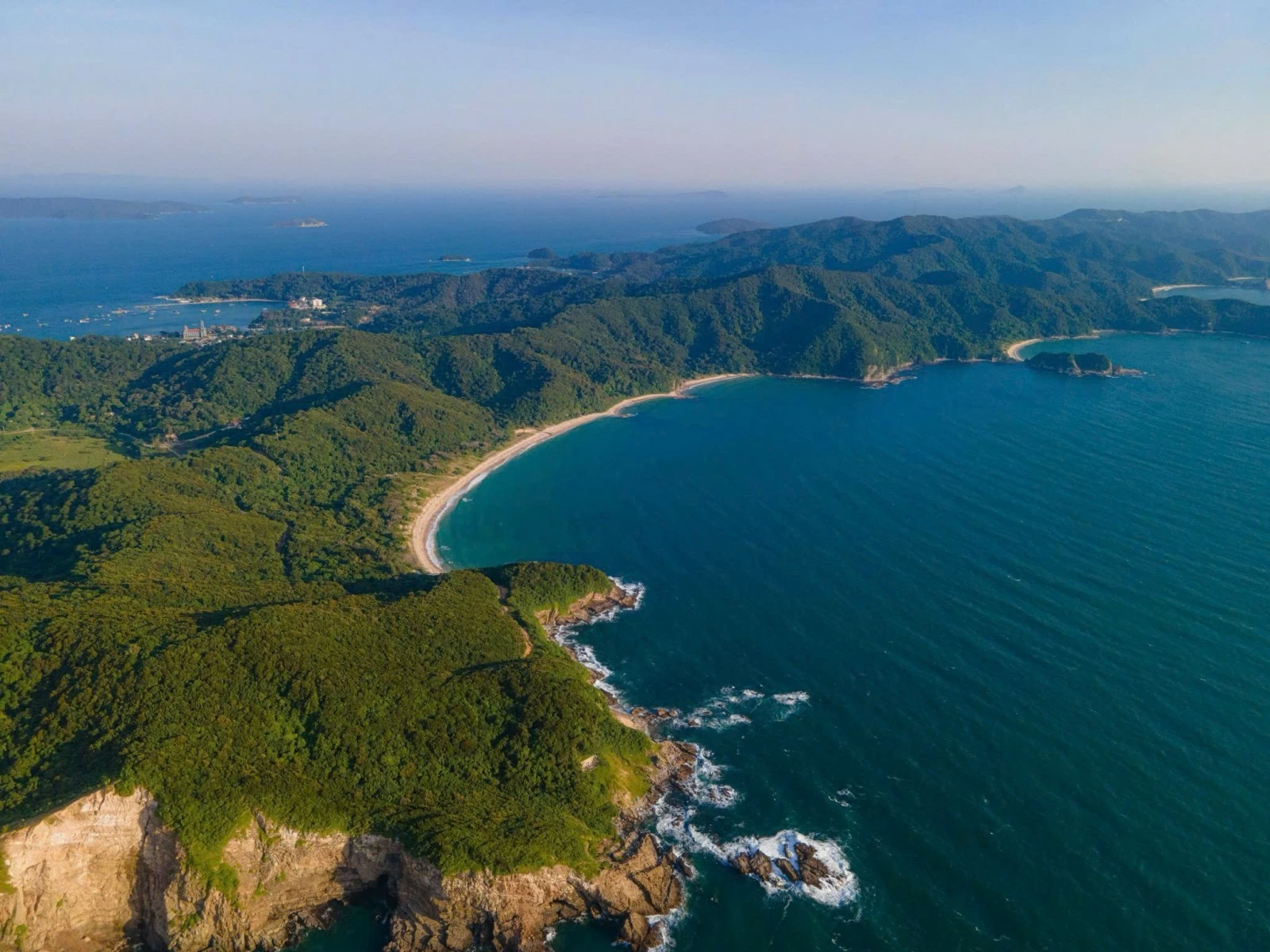 Quảng Ninh kích cầu du lịch Thu - Đông bằng ẩm thực và tour ưu đãi Quảng Ninh kích cầu du lịch Thu - Đông bằng ẩm thực và tour ưu đãi