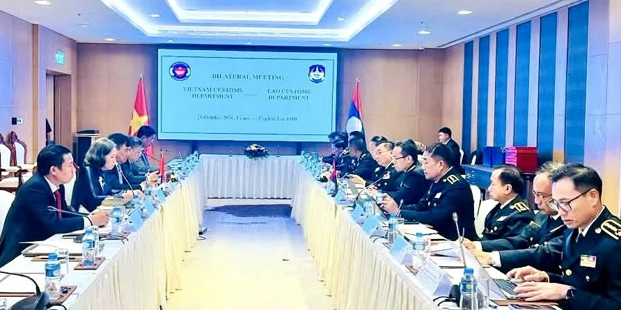 Hải quan Việt Nam - Lào tăng phối hợp chống buôn lậu, tạo thuận lợi thương mại Hải quan Việt Nam - Lào tăng phối hợp chống buôn lậu, tạo thuận lợi thương mại