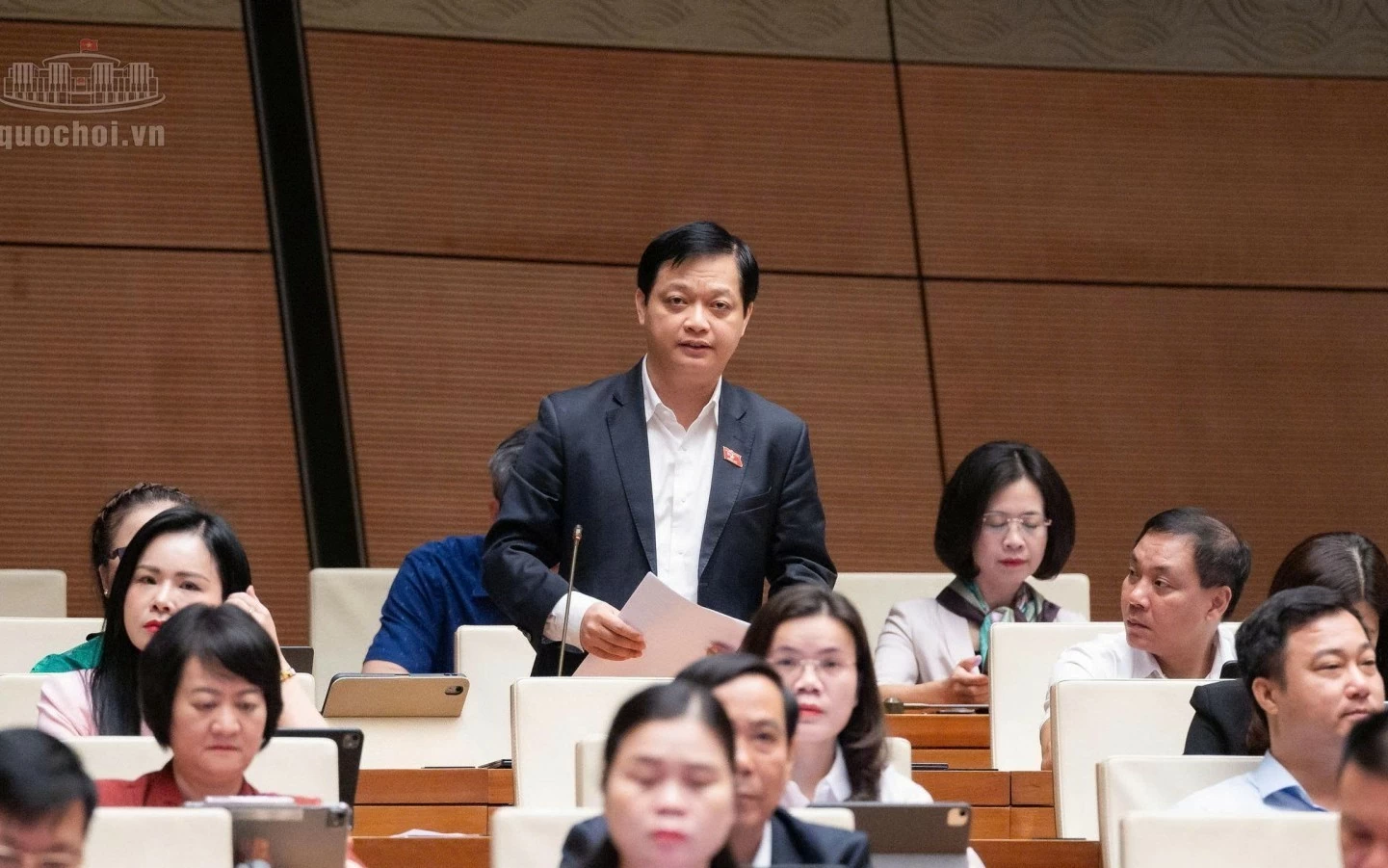 ho tro tai co cau doanh nghiep khoi thong dong von cho thi truong chung khoan