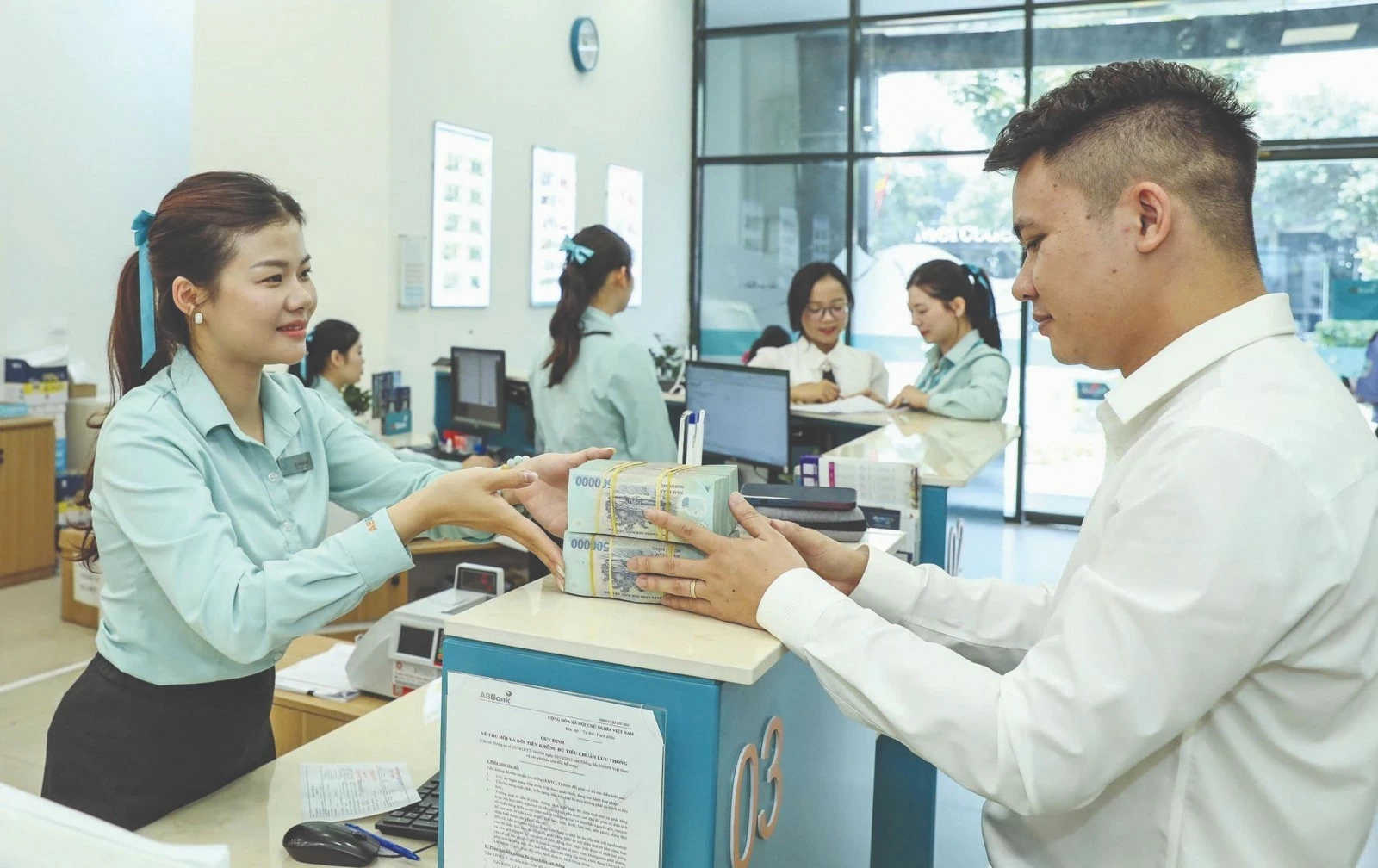 Lãi suất trái phiếu tăng, doanh nghiệp thêm áp lực huy động vốn Lãi suất trái phiếu tăng, doanh nghiệp thêm áp lực huy động vốn