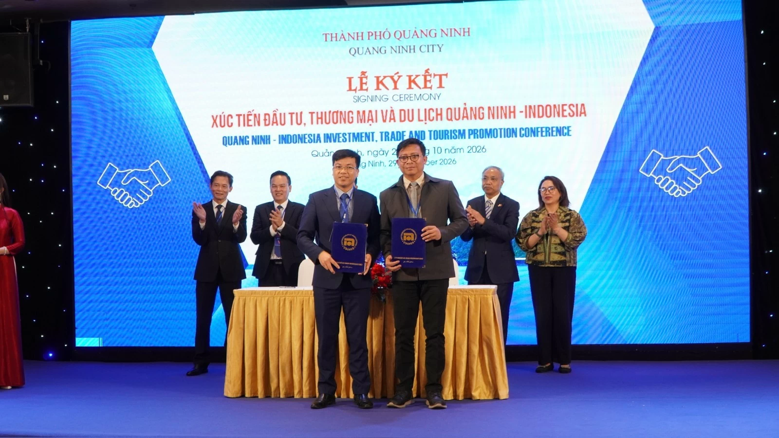 lễ ký kết các biên bản ghi nhớ hợp tác giữa các cơ sở giáo dục đại học hai nước. lễ ký kết các biên bản ghi nhớ hợp tác giữa các cơ sở giáo dục đại học hai nước.