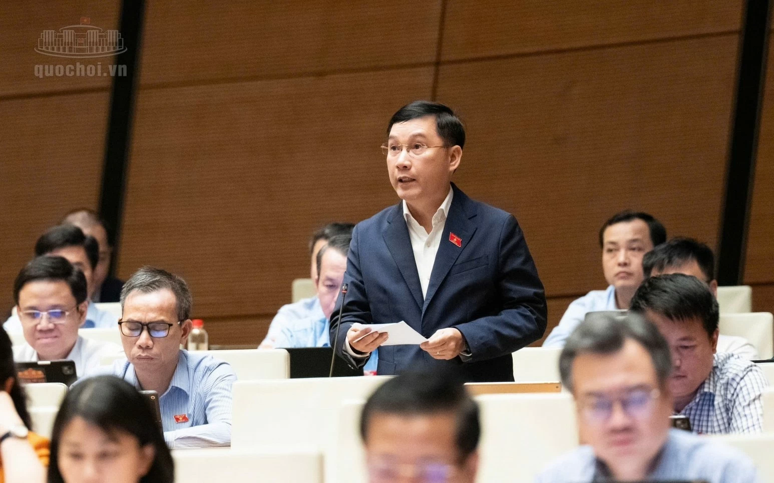 dai bieu ban khoan von o dau de di duong dai