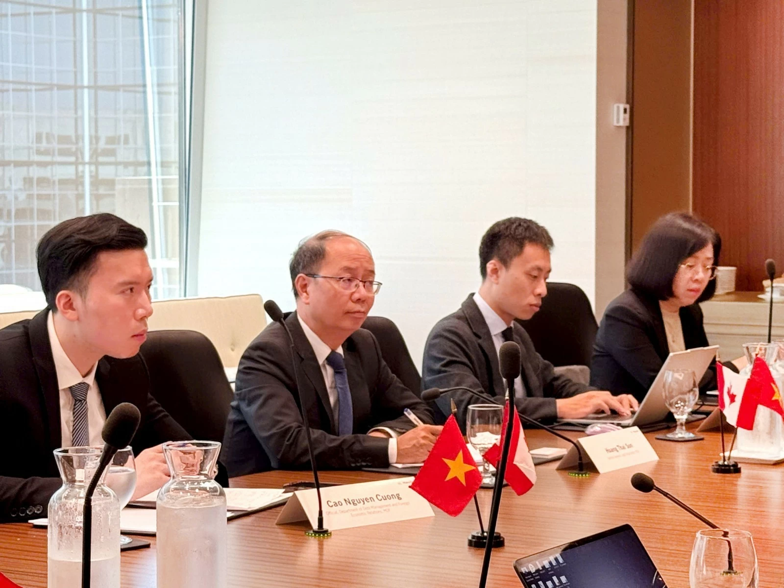 Bộ Tài chính Việt Nam tăng cường hợp tác đầu tư bền vững với các đối tác Hoa Kỳ và Canada Bộ Tài chính Việt Nam tăng cường hợp tác đầu tư bền vững với các đối tác Hoa Kỳ và Canada