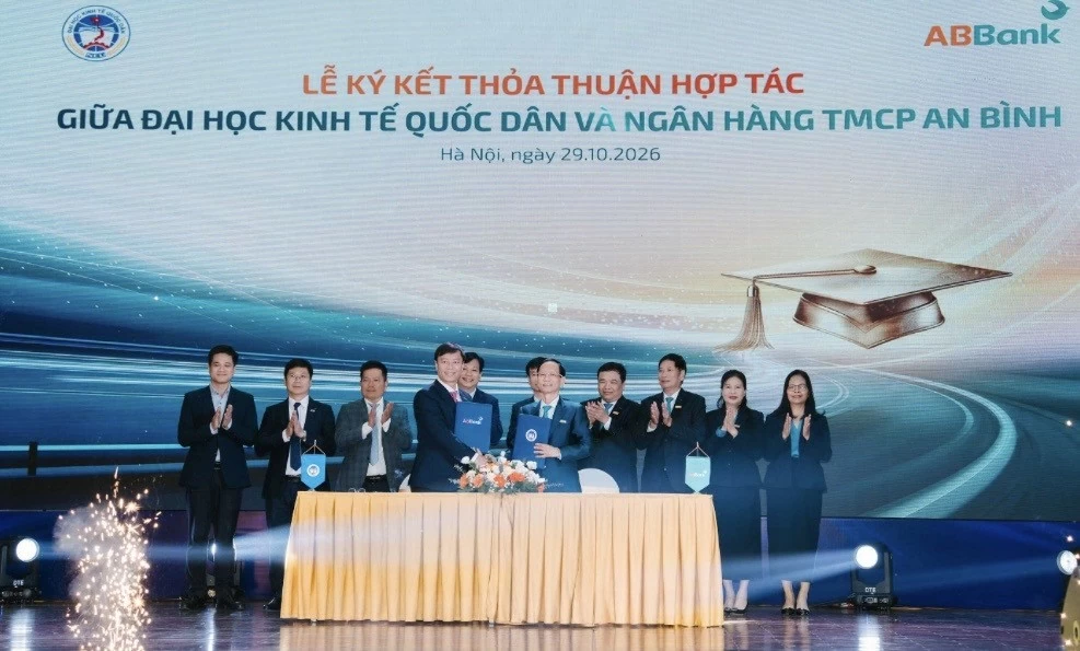 ABBank kết nối hệ sinh thái, gia tăng giải pháp tài chính cho khách hàng