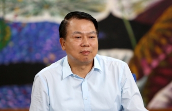 Ưu tiên kiện toàn bộ máy và tạo mọi điều kiện để thị trường chứng khoán vận hành thông suốt, ổn định