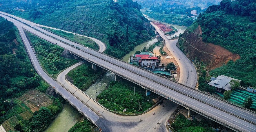Cao Phong trước “cú hích” phát triển cụm du lịch lòng hồ Hòa Bình quy mô 52.200 ha