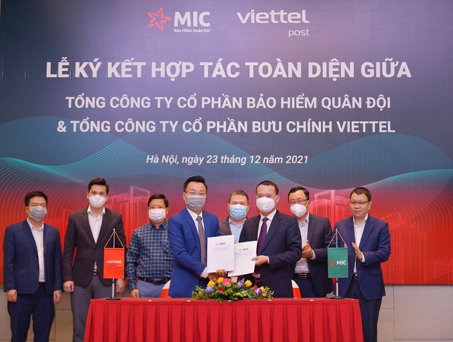 MIC và Viettel Post ký kết hợp tác toàn diện