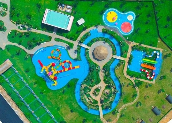 Cȏng viên nước Dino Water Park chίnh thức mở cửa miễn phί trong 3 ngày lễ tại Long An
