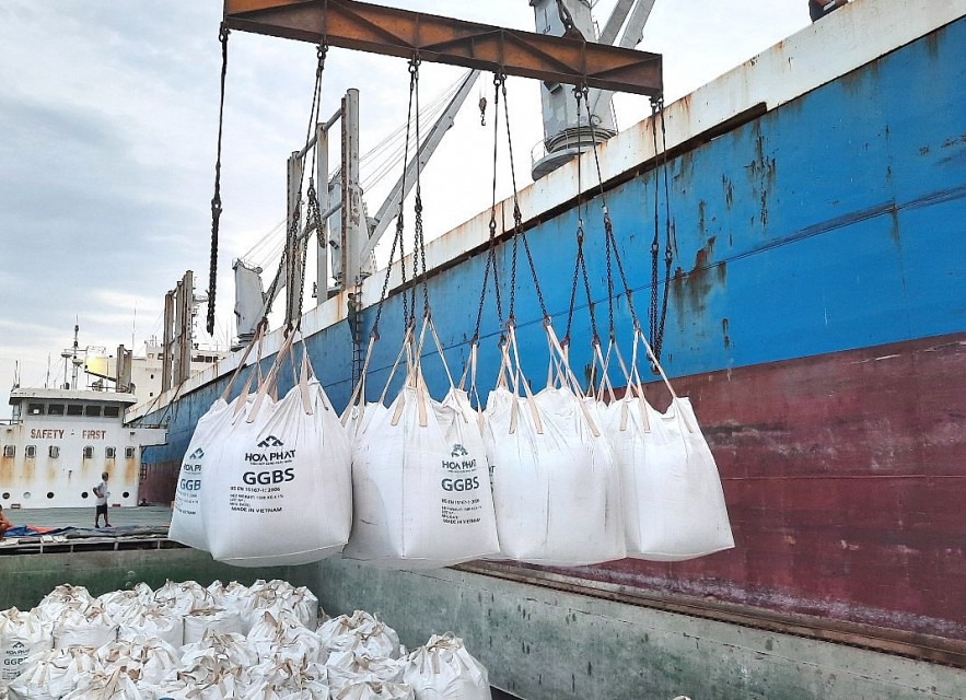 Hòa Phát bán hơn 1 triệu tấn xỉ hạt lò cao, dự kiến nâng lên 2,7 triệu tấn
