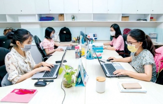 Thị trường chứng khoán: Nâng chất lượng báo cáo tài chính sẽ góp phần tăng niềm tin, minh bạch
