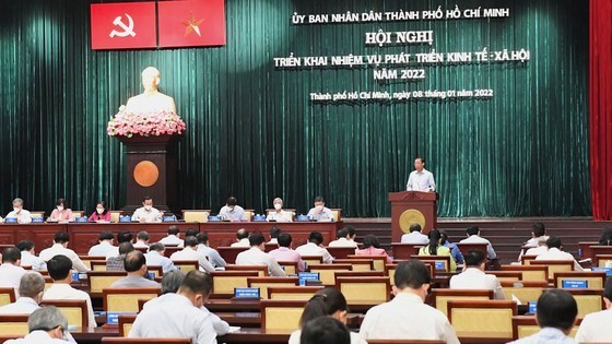 TP. Hồ Chí Minh: Đặt mục tiêu mức tăng trưởng năm 2022 từ 6% - 6,5%