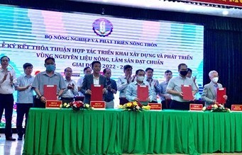 Xây dựng 5 vùng nguyên liệu nông sản chất lượng cao
